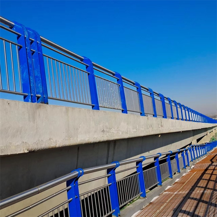 预计7月份铝合金桥梁护栏​延续弱势下行走势